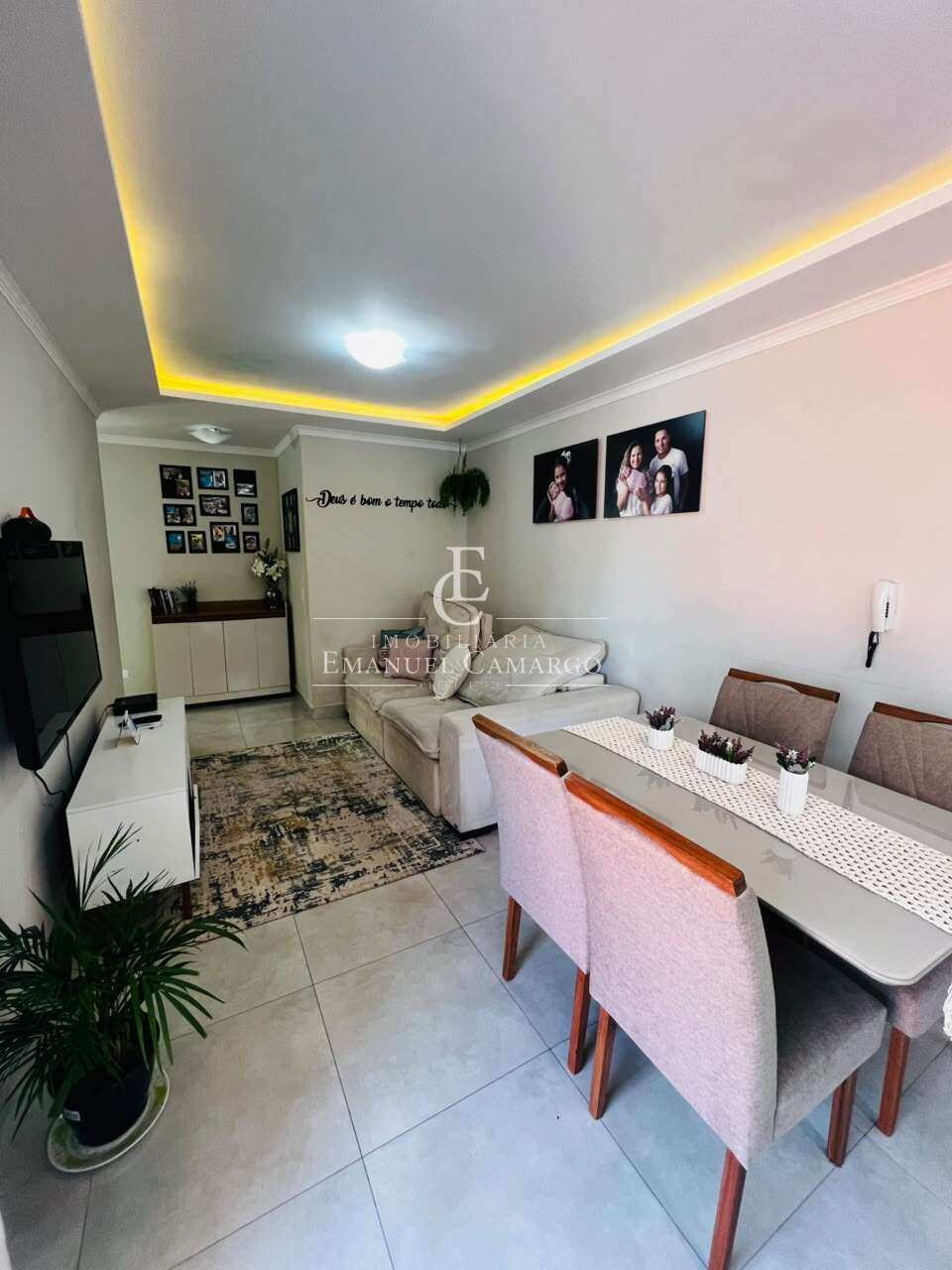Apartamento à venda em Pinhais, Maria Antonieta, com 3 quartos, 68m² - Emanuel Camargo - Há mais de 20 anos no Mercado Imobiliário CNPJ 55.103.630/0001-83