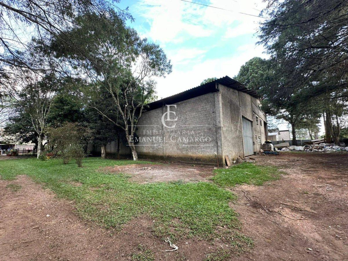 Barracão a venda em Piraquara 700 m² - Emanuel Camargo - Há mais de 20 anos no Mercado Imobiliário CNPJ 55.103.630/0001-83