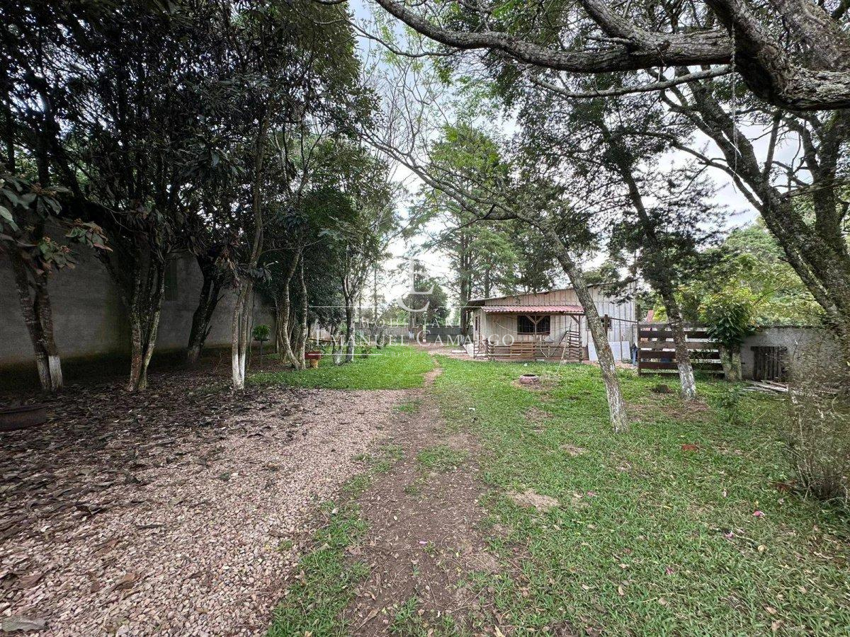 Barracão a venda em Piraquara 700 m²