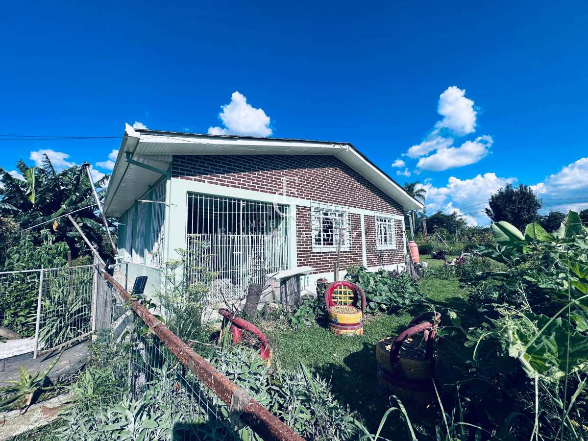 Área à venda em Piraquara, Jardim dos Estados 2, 100m² - Emanuel Camargo - Há mais de 20 anos no Mercado Imobiliário CNPJ 55.103.630/0001-83