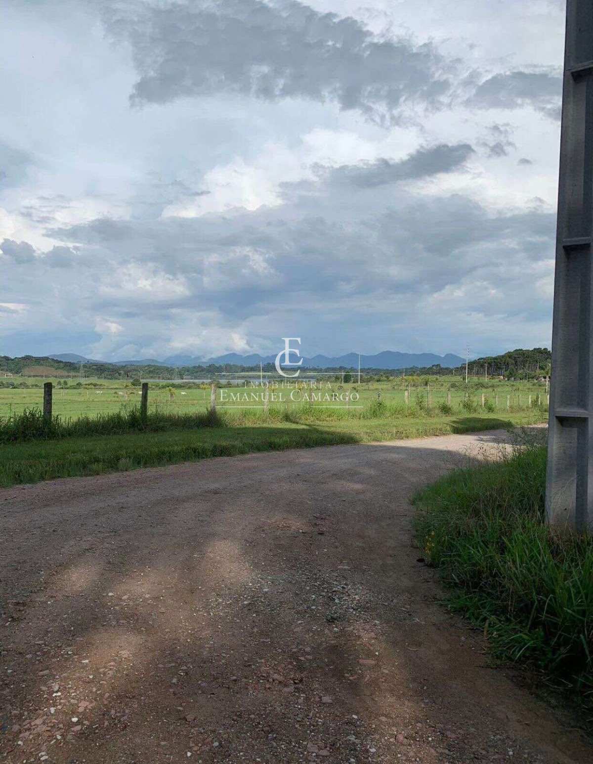 Área à venda, 1800m² - Emanuel Camargo - Há mais de 20 anos no Mercado Imobiliário CNPJ 55.103.630/0001-83