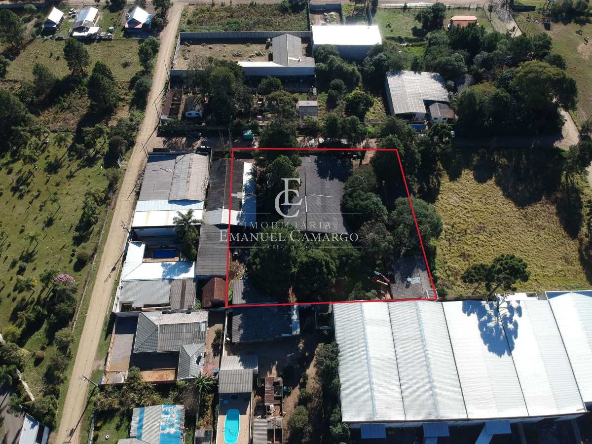Barracão a venda em Piraquara 700 m² - Emanuel Camargo - Há mais de 20 anos no Mercado Imobiliário CNPJ 55.103.630/0001-83