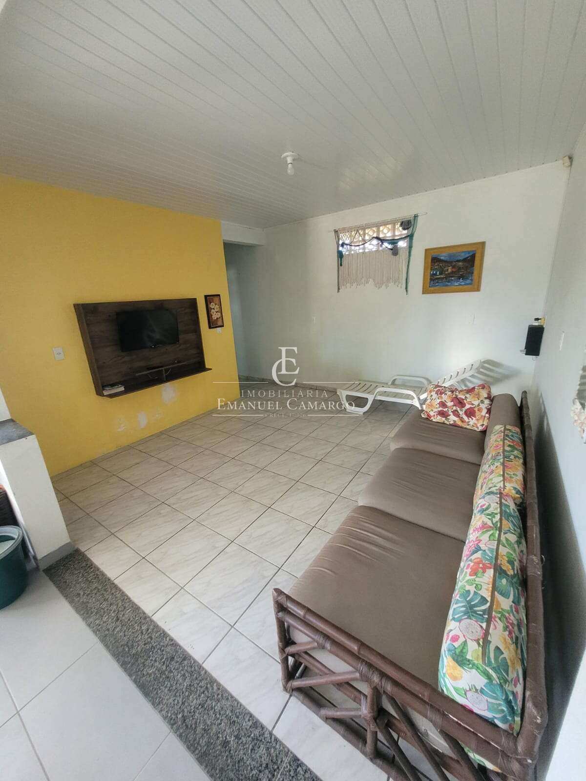 Casa à venda em Itapoá, Barra do Saí, com 3 quartos, 159m² - Emanuel Camargo - Há mais de 20 anos no Mercado Imobiliário CNPJ 55.103.630/0001-83