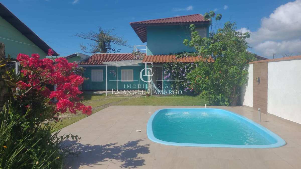 Casa à venda em Itapoá, Barra do Saí, com 3 quartos, 159m² - Emanuel Camargo - Há mais de 20 anos no Mercado Imobiliário CNPJ 55.103.630/0001-83