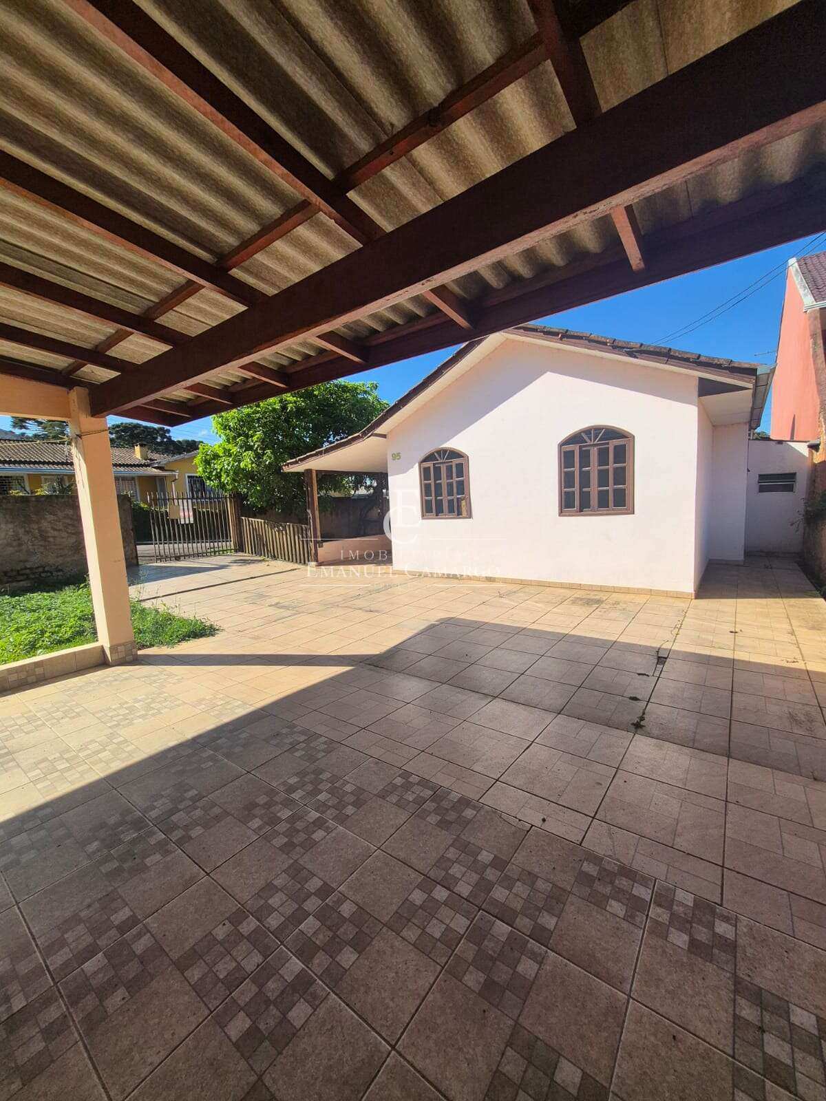 Casa à venda em Piraquara, Centro, com 3 quartos, 360m² - Emanuel Camargo - Há mais de 20 anos no Mercado Imobiliário CNPJ 55.103.630/0001-83
