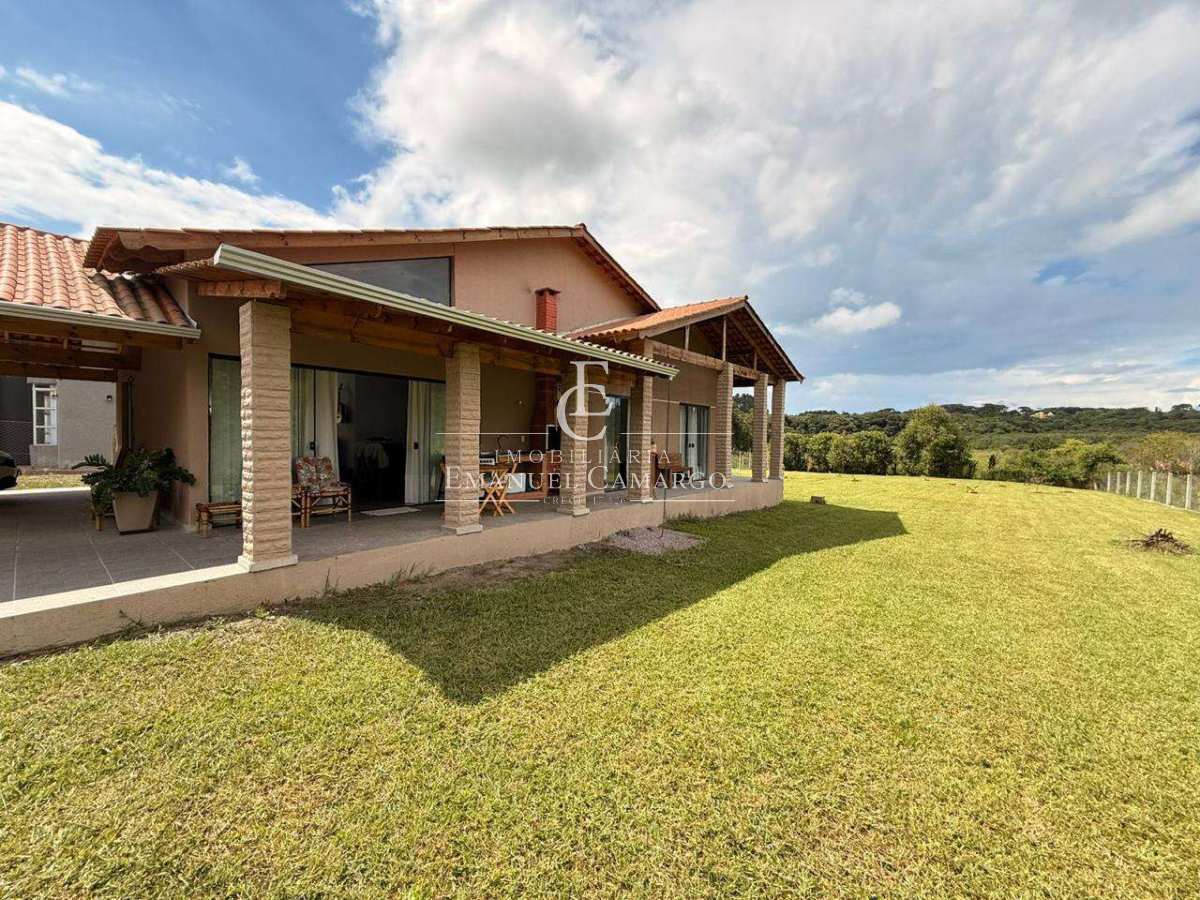 Casa à venda em Piraquara, Chácara Águas Claras, com 3 quartos, 172m² - Emanuel Camargo - Há mais de 20 anos no Mercado Imobiliário CNPJ 55.103.630/0001-83