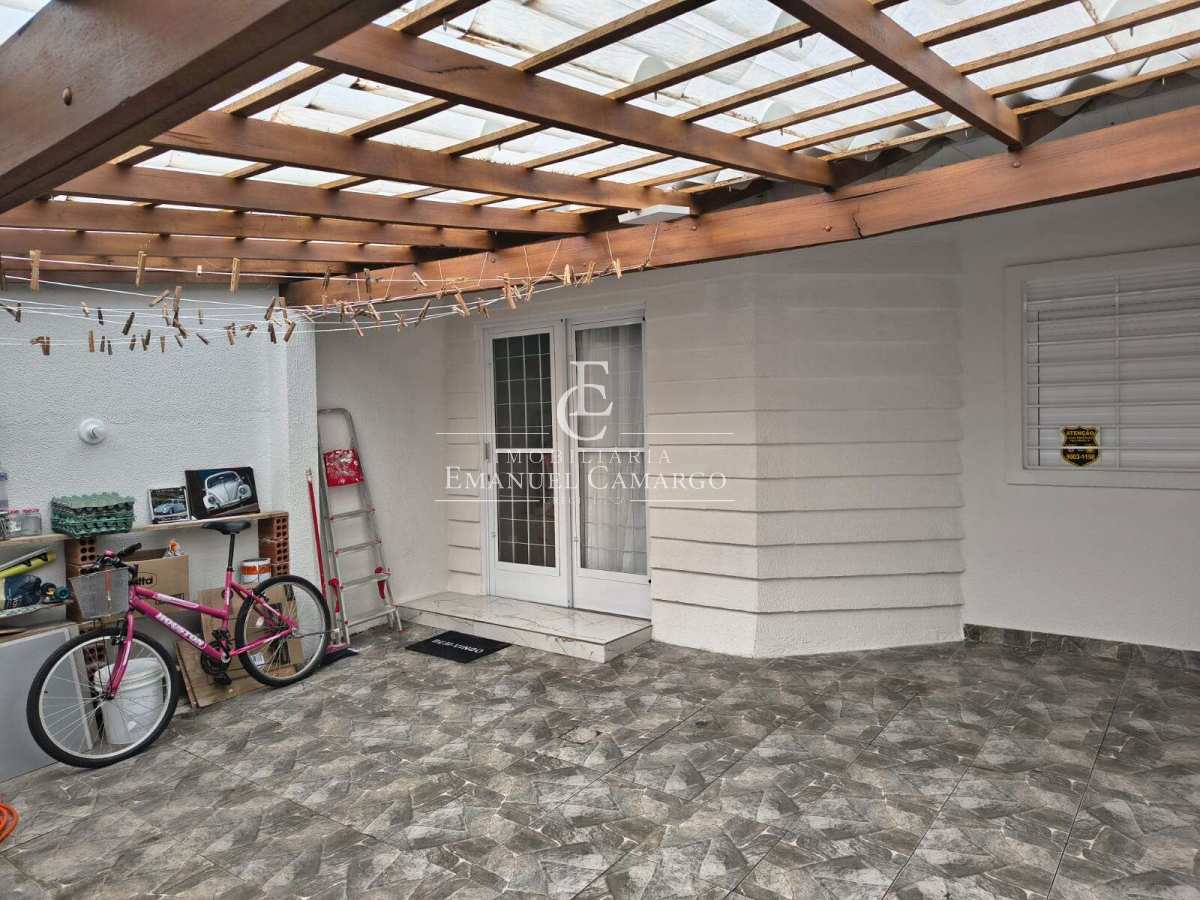 Casa à venda em Piraquara, Planta Santa Clara, com 2 quartos, 54m² - Emanuel Camargo - Há mais de 20 anos no Mercado Imobiliário CNPJ 55.103.630/0001-83