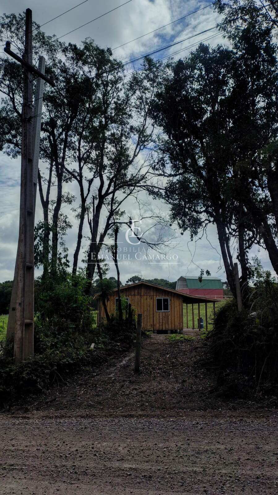 Casa à venda em Piraquara, Vila Franca, com 2 quartos, 64m² - Emanuel Camargo - Há mais de 20 anos no Mercado Imobiliário CNPJ 55.103.630/0001-83