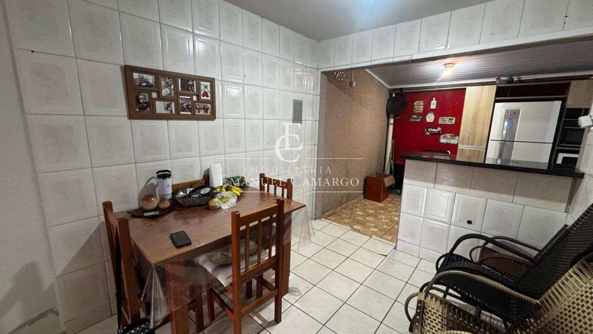 Casa à venda em Piraquara, Vila Juliana, com 2 quartos, 60m² - Emanuel Camargo - Há mais de 20 anos no Mercado Imobiliário CNPJ 55.103.630/0001-83