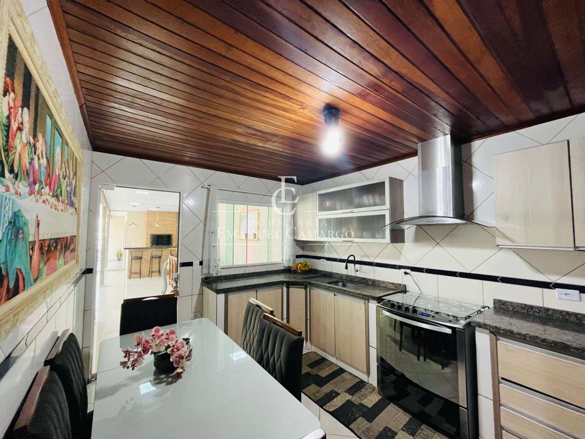 Casa à venda em Piraquara, Vila Juliana, com 2 quartos, 72m² - Emanuel Camargo - Há mais de 20 anos no Mercado Imobiliário CNPJ 55.103.630/0001-83