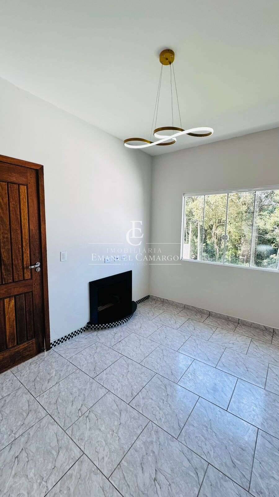 Casa à venda em Piraquara, Vila Santa Helena 3, com 2 quartos, 480m² - Emanuel Camargo - Há mais de 20 anos no Mercado Imobiliário CNPJ 55.103.630/0001-83