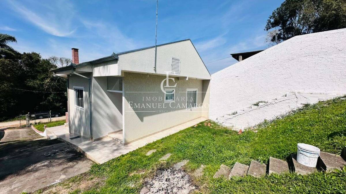 Casa à venda em Piraquara, Vila Santa Helena 3, com 2 quartos, 480m² - Emanuel Camargo - Há mais de 20 anos no Mercado Imobiliário CNPJ 55.103.630/0001-83
