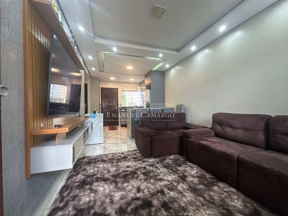 Casa à venda em Piraquara, Vila São Tiago, com 2 quartos, 50m² - Emanuel Camargo - Há mais de 20 anos no Mercado Imobiliário CNPJ 55.103.630/0001-83