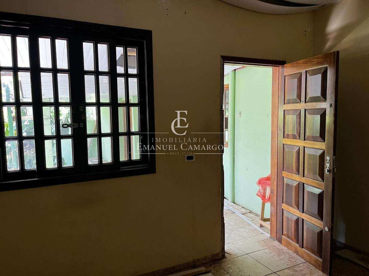 Casa à venda em Colombo, São Dimas, com 4 quartos, 120m² - Emanuel Camargo - Há mais de 20 anos no Mercado Imobiliário CNPJ 55.103.630/0001-83