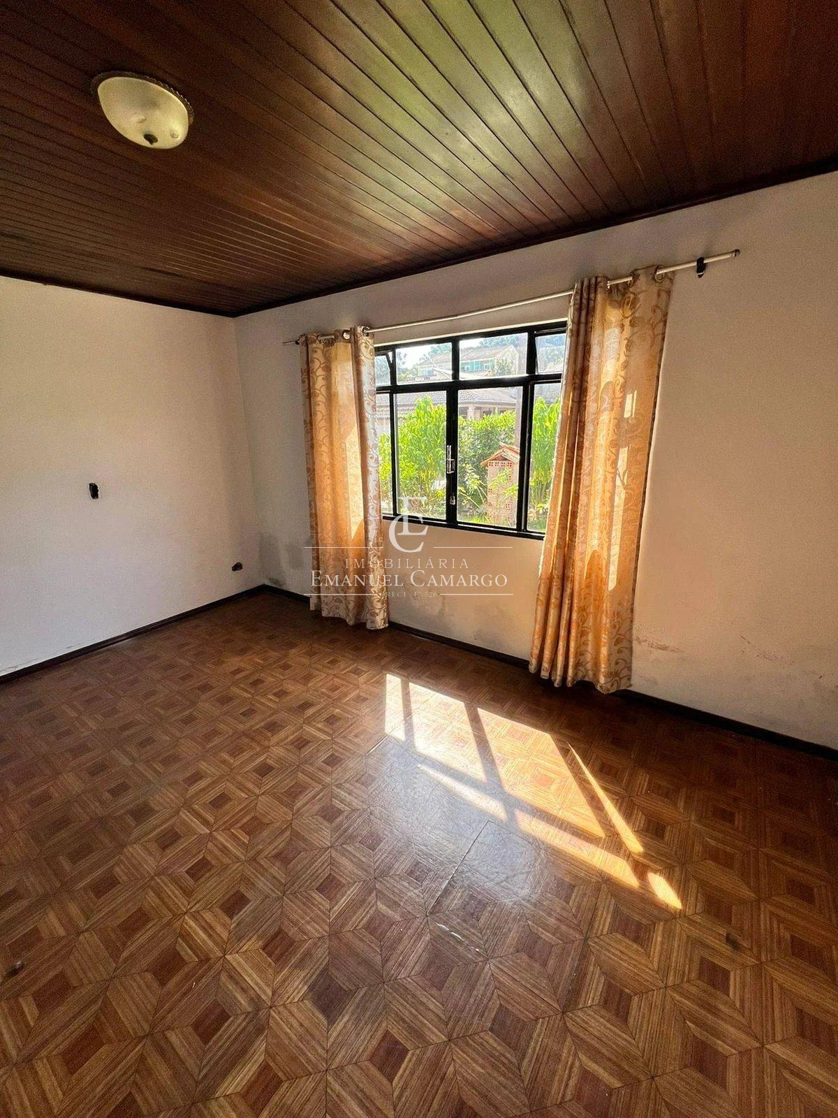 Casa com 3 quartos, 145m², à venda em Piraquara, Planta Araçatuba - Emanuel Camargo - Há mais de 20 anos no Mercado Imobiliário CNPJ 55.103.630/0001-83