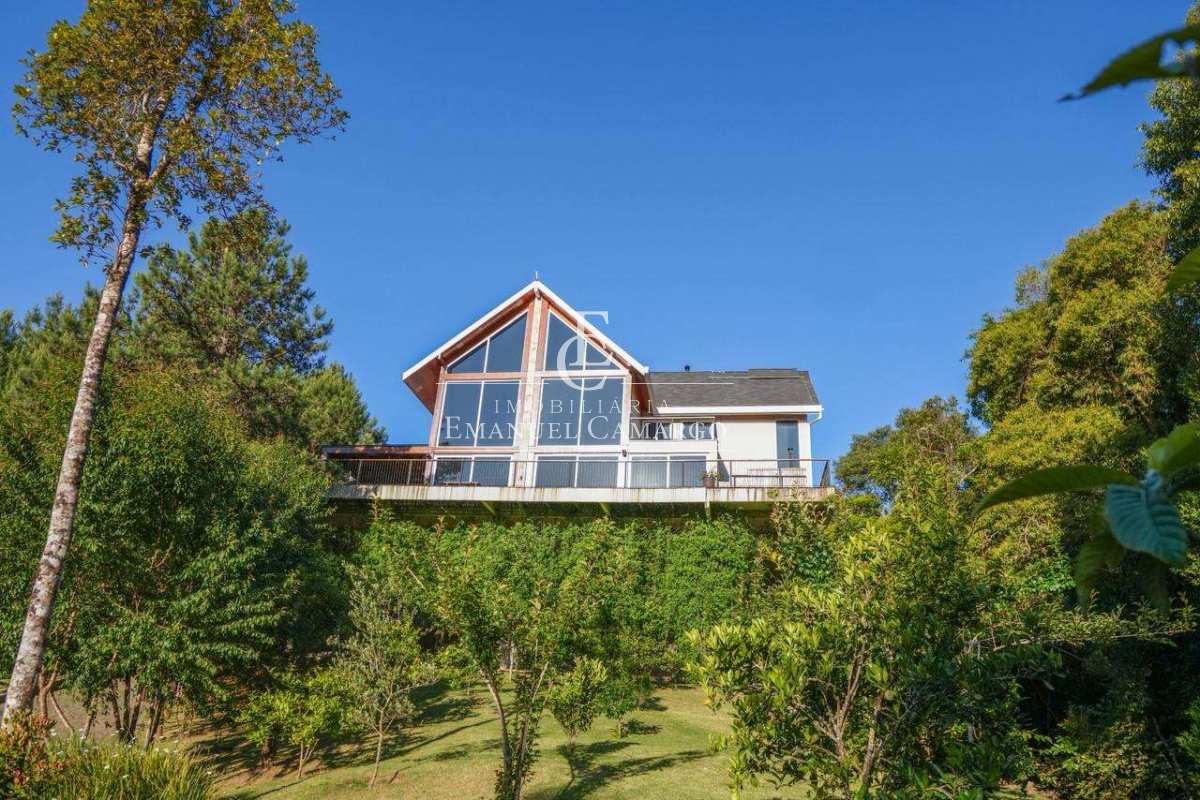 Casa de Campo Exclusiva a Venda em Quatro Barras - Emanuel Camargo - Há mais de 20 anos no Mercado Imobiliário CNPJ 55.103.630/0001-83