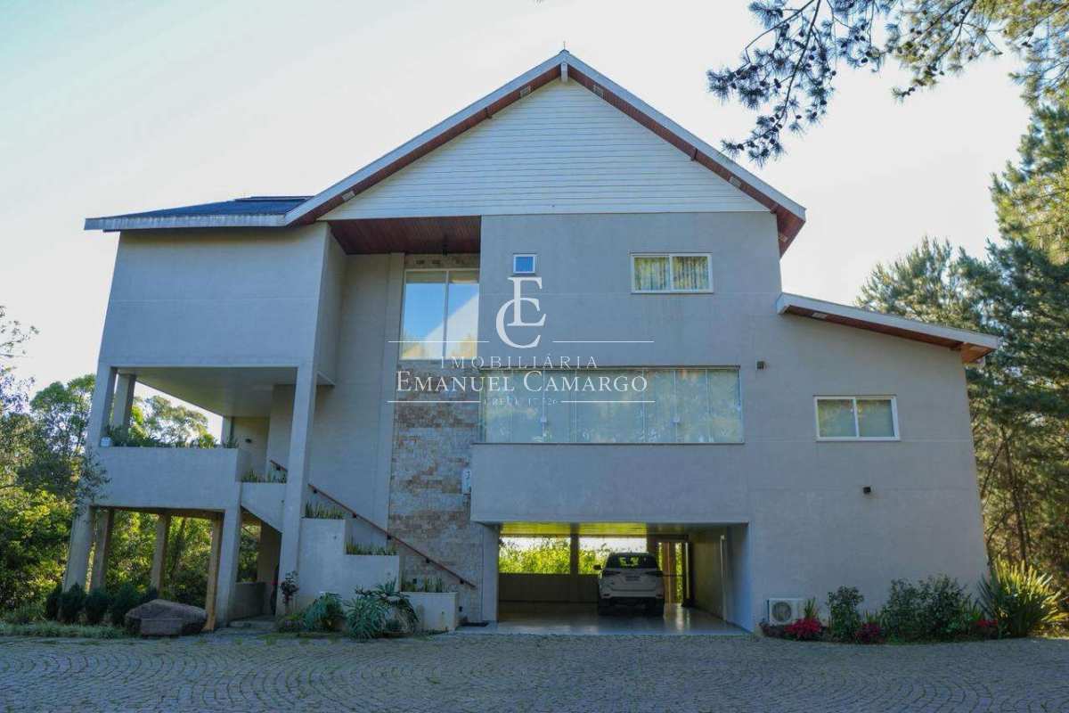 Casa de Campo Exclusiva a Venda em Quatro Barras - Emanuel Camargo - Há mais de 20 anos no Mercado Imobiliário CNPJ 55.103.630/0001-83