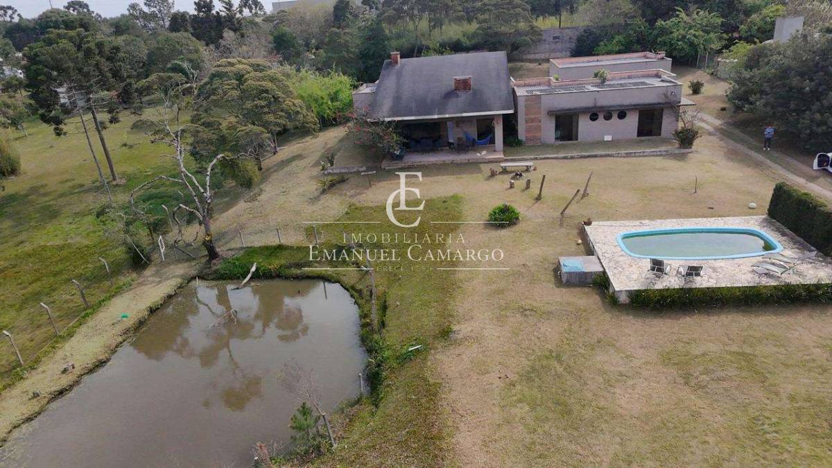 Chácara à venda em Piraquara, Granjas Eldorado, 200m² - Emanuel Camargo - Há mais de 20 anos no Mercado Imobiliário CNPJ 55.103.630/0001-83