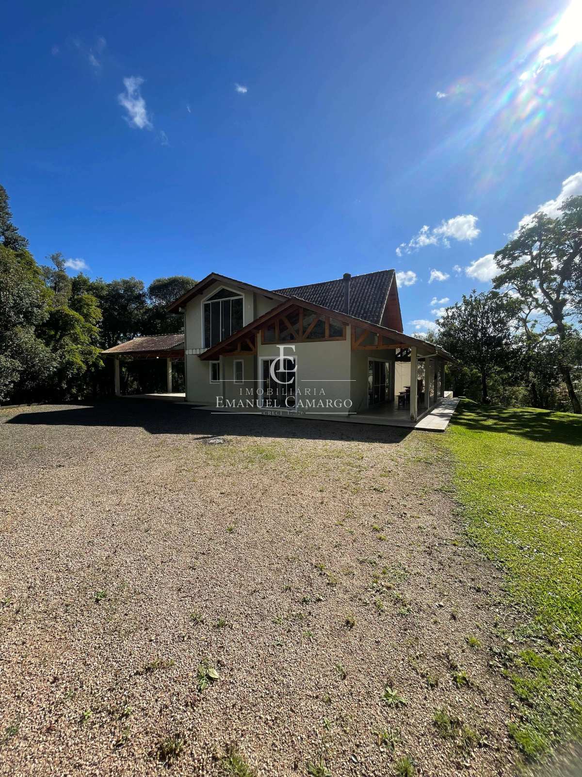 Chácara à venda em Piraquara, Jardim Diguimabri, com 3 quartos - Emanuel Camargo - Há mais de 20 anos no Mercado Imobiliário CNPJ 55.103.630/0001-83