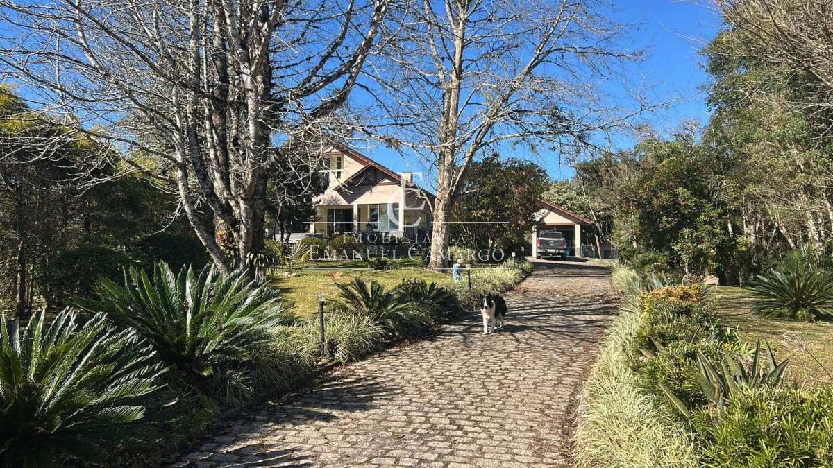 Chácara à venda em São José dos Pinhais, com 4 quartos, 300m² - Emanuel Camargo - Há mais de 20 anos no Mercado Imobiliário CNPJ 55.103.630/0001-83