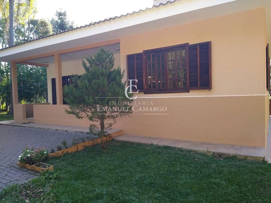 Chácara com 2 quartos, 100m², à venda