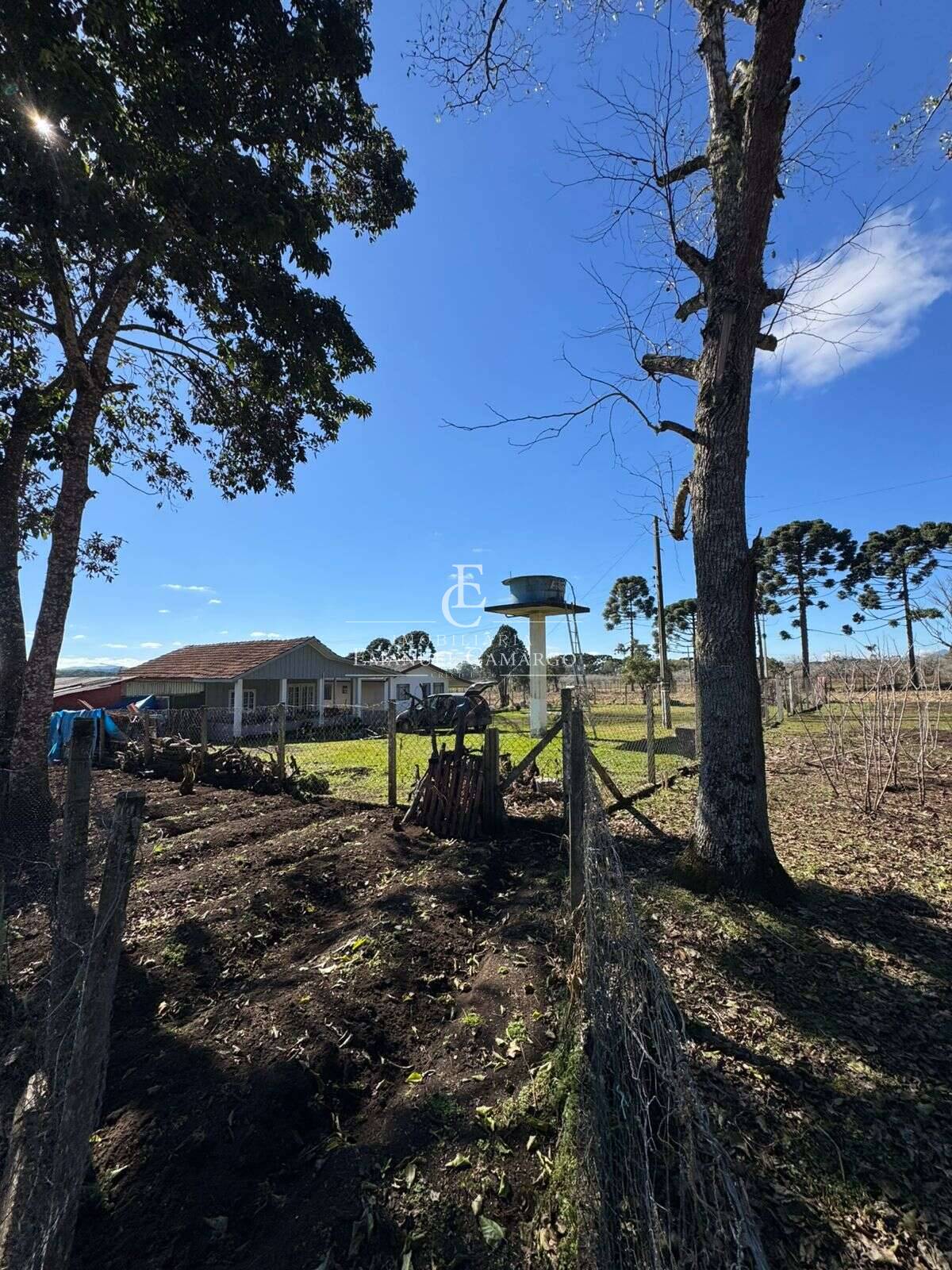 Chácara à venda em Campina Grande do Sul, com 2 quartos, 21.950m² - Emanuel Camargo - Há mais de 20 anos no Mercado Imobiliário CNPJ 55.103.630/0001-83
