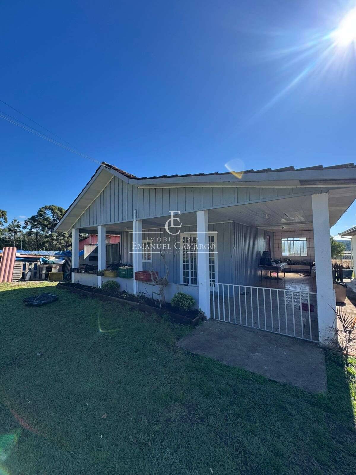 Chácara à venda em Campina Grande do Sul, com 2 quartos, 21.950m² - Emanuel Camargo - Há mais de 20 anos no Mercado Imobiliário CNPJ 55.103.630/0001-83