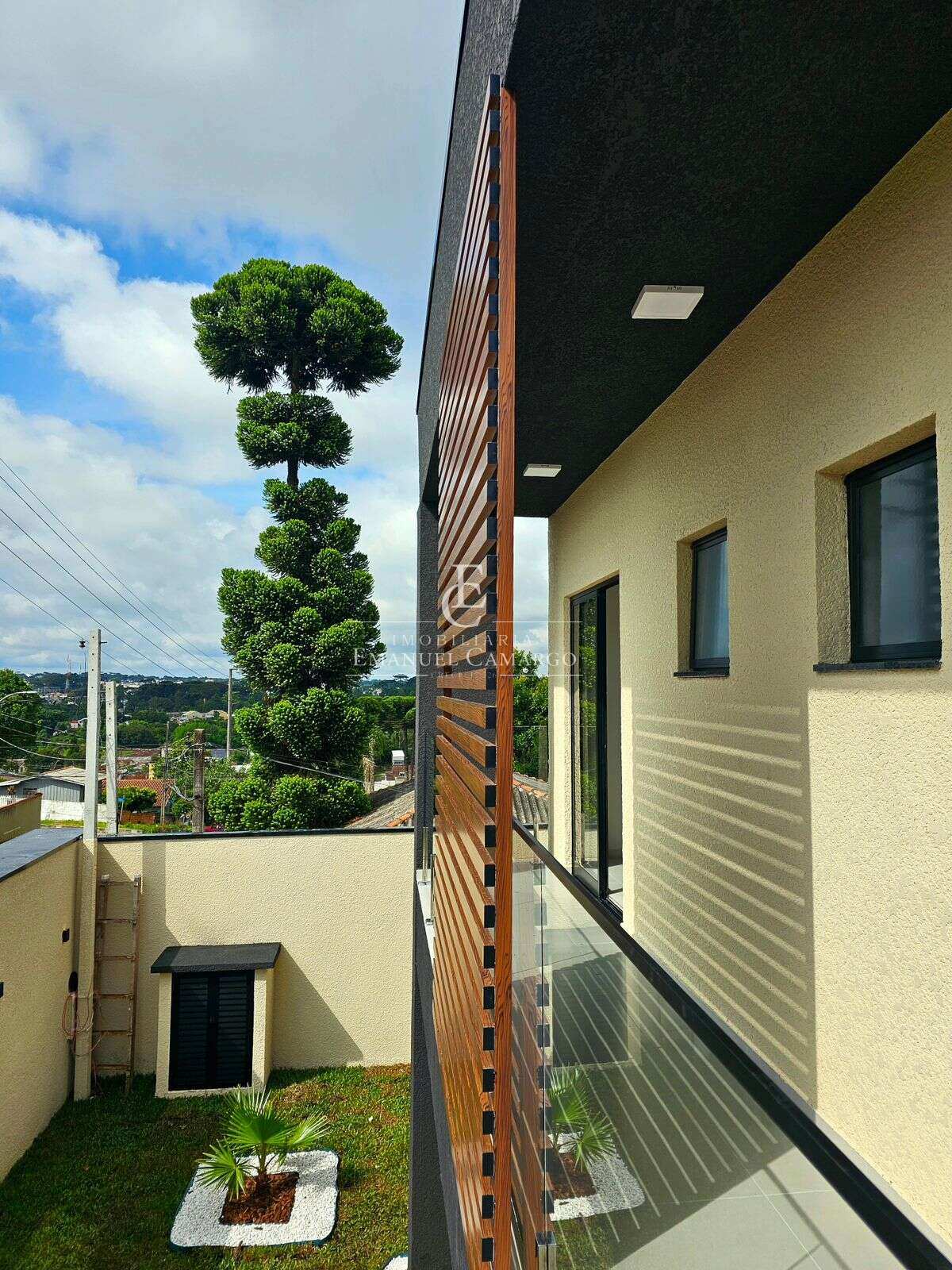 Sobrado à venda em Piraquara, Vila Rosa, com 3 quartos, 149m² - Emanuel Camargo - Há mais de 20 anos no Mercado Imobiliário CNPJ 55.103.630/0001-83