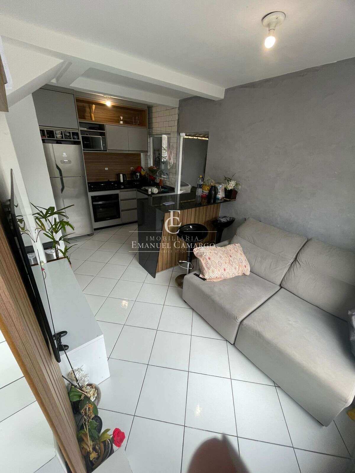 Sobrado à venda em Piraquara, Vila São Tiago, com 2 quartos, 68,35m² - Emanuel Camargo - Há mais de 20 anos no Mercado Imobiliário CNPJ 55.103.630/0001-83