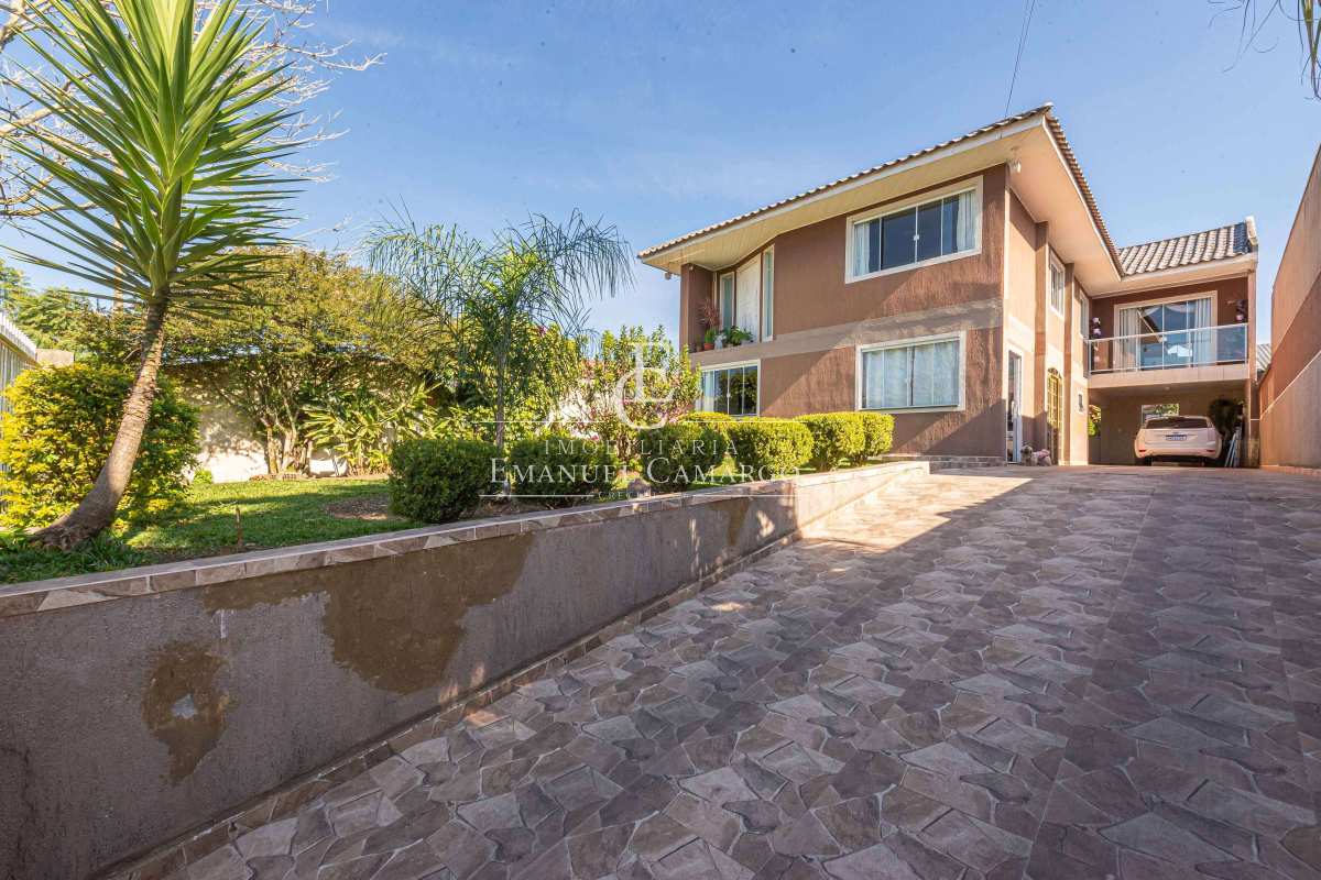 Sobrado à venda em Piraquara, Vila São Tiago, com 5 quartos, 261,34m² - Emanuel Camargo - Há mais de 20 anos no Mercado Imobiliário CNPJ 55.103.630/0001-83