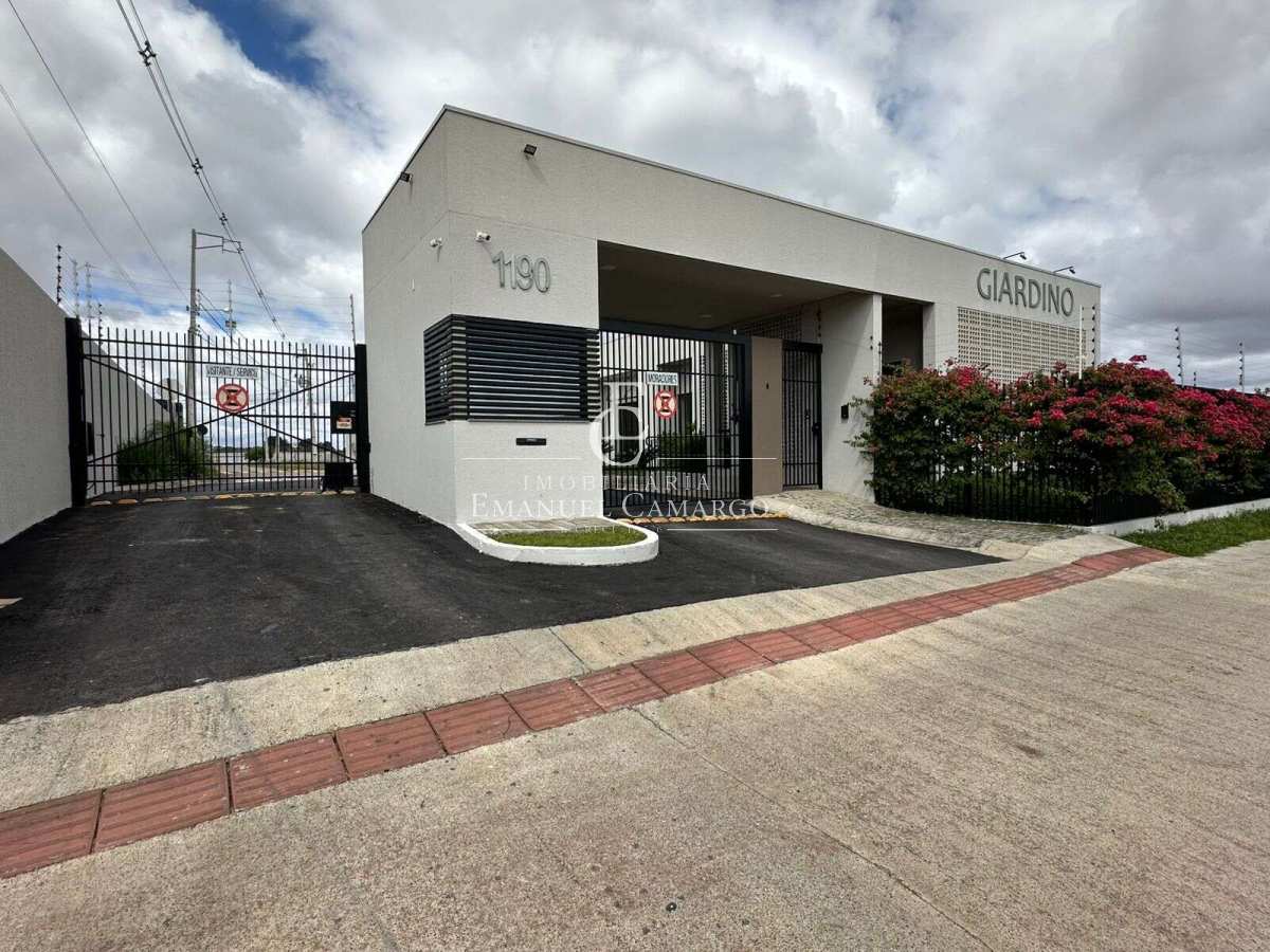 Sobrado à venda em São José dos Pinhais, Ipê, com 4 quartos, 262m² - Emanuel Camargo - Há mais de 20 anos no Mercado Imobiliário CNPJ 55.103.630/0001-83