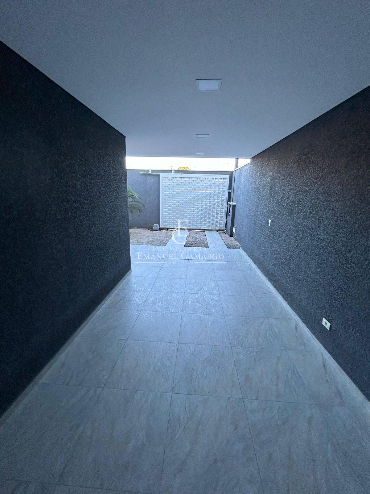 Sobrado à venda em Pinhais, Vargem Grande, com 3 quartos, 190m² - Emanuel Camargo - Há mais de 20 anos no Mercado Imobiliário CNPJ 55.103.630/0001-83