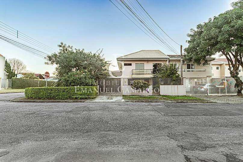 Triplex à venda em Curitiba, CAPÃO DA IMBUIA, com 3 quartos, 204m² - Emanuel Camargo - Há mais de 20 anos no Mercado Imobiliário CNPJ 55.103.630/0001-83