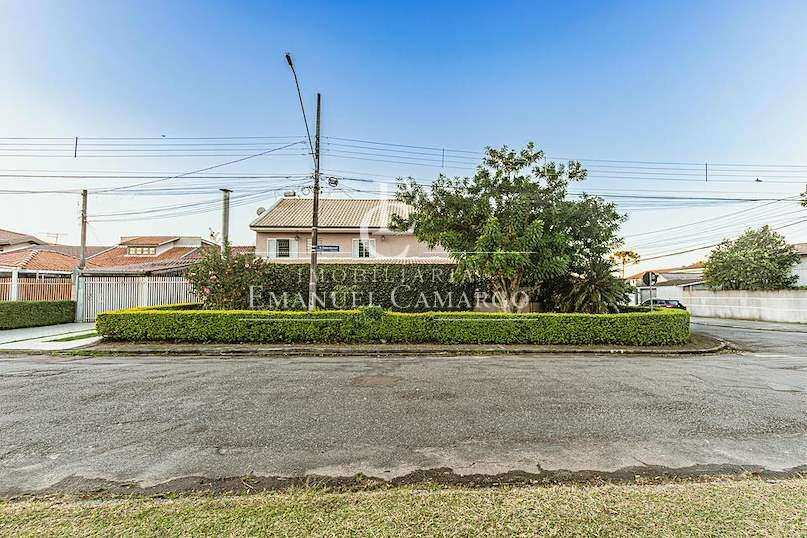 Triplex à venda em Curitiba, CAPÃO DA IMBUIA, com 3 quartos, 204m² - Emanuel Camargo - Há mais de 20 anos no Mercado Imobiliário CNPJ 55.103.630/0001-83