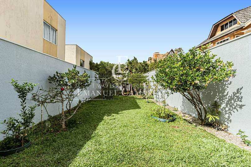 Triplex à venda em Curitiba, Guaíra, com 3 quartos, 205m² - Emanuel Camargo - Há mais de 20 anos no Mercado Imobiliário CNPJ 55.103.630/0001-83