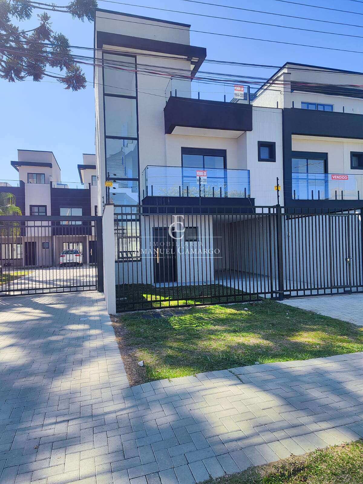 Triplex à venda em Curitiba, Tarumã, com 3 quartos, 155m²