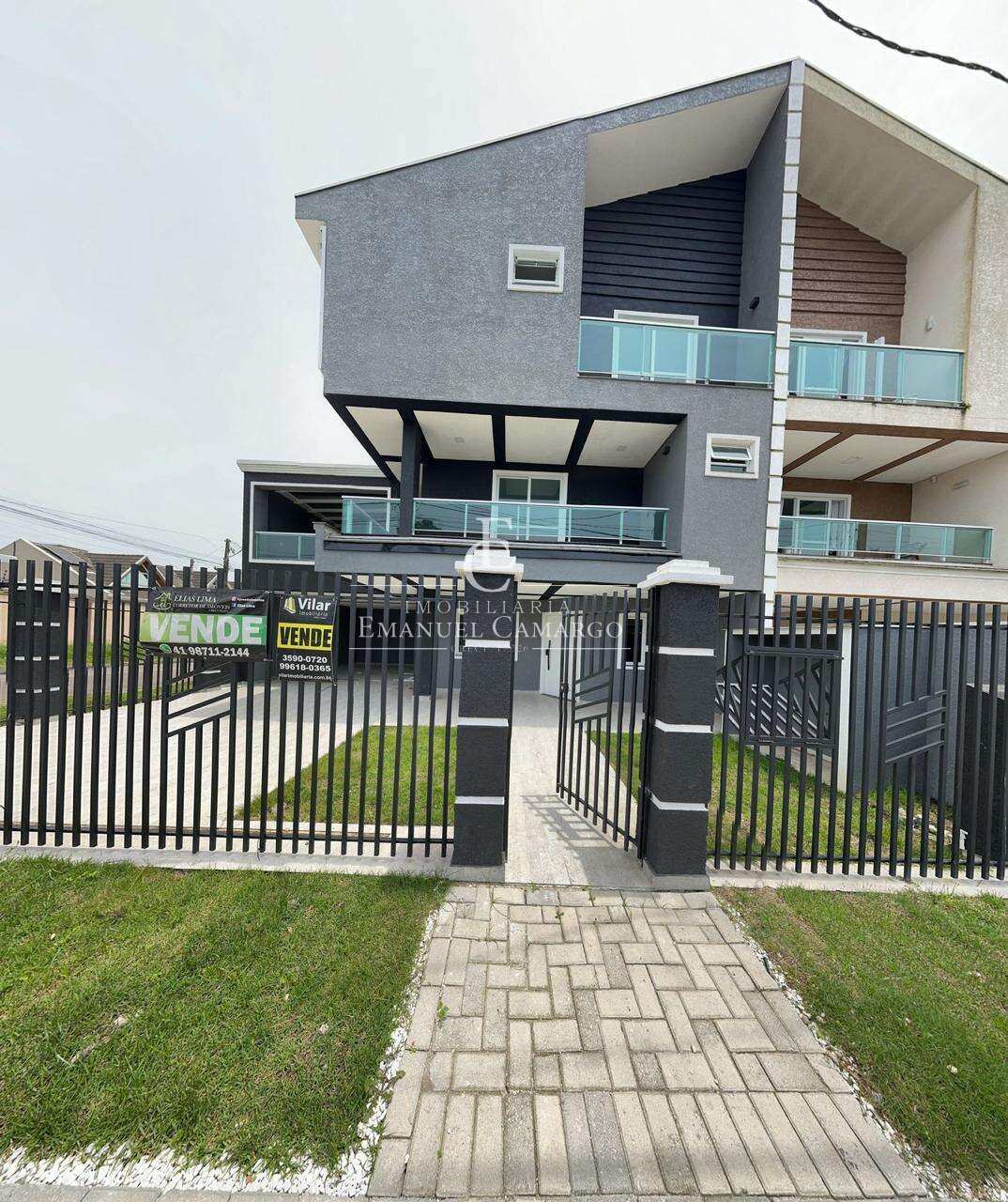 Triplex à venda em Piraquara, Centro, com 3 quartos, 200m² - Emanuel Camargo - Há mais de 20 anos no Mercado Imobiliário CNPJ 55.103.630/0001-83